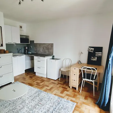 Apartment Agreable Proche Plages Et Commerces Le Pradet
