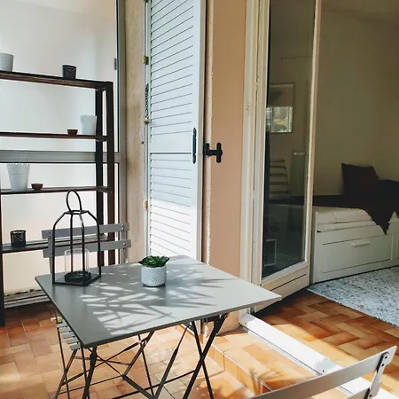 Agreable Proche Plages Et Commerces Apartment *