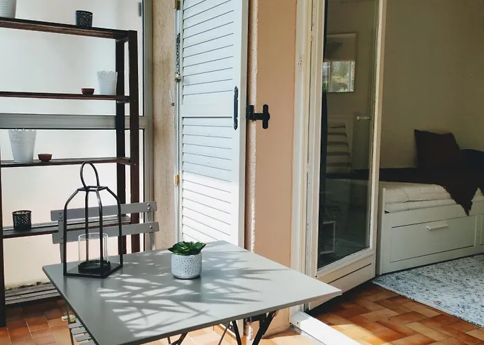 Agreable Proche Plages Et Commerces Apartment *
